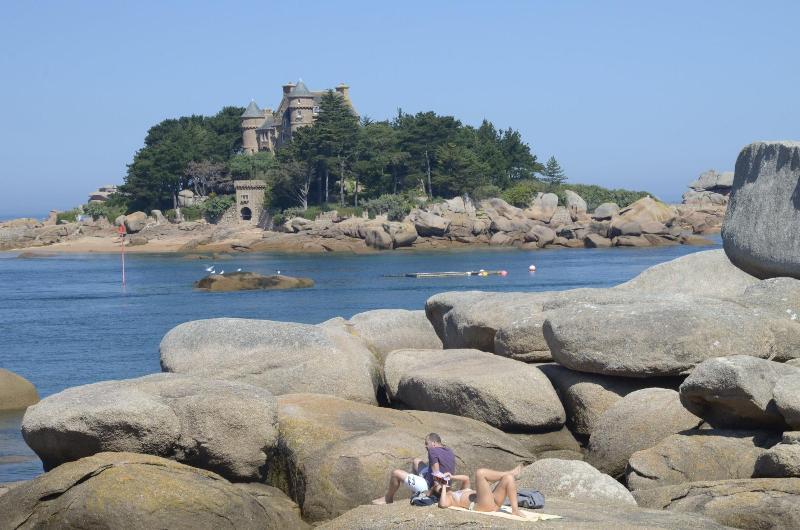 Hotel Des Rochers Perros-Guirec Exterior photo