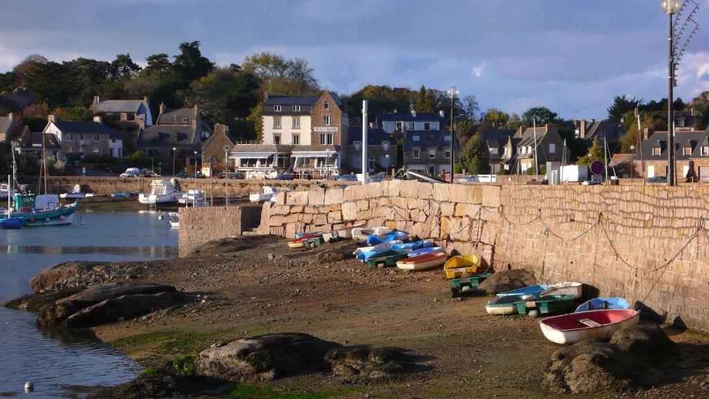 Hotel Des Rochers Perros-Guirec Exterior photo